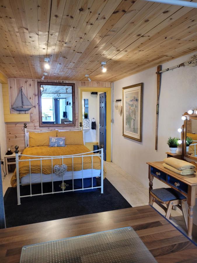 칼링포드 The Old Boat House 아파트 외부 사진